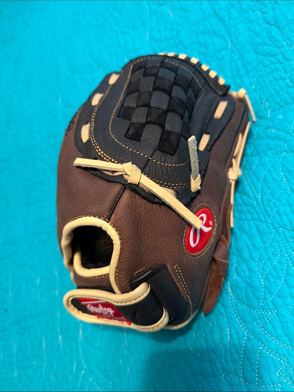 Rawlings Brown & Black & Baseball Glove with Red Logo